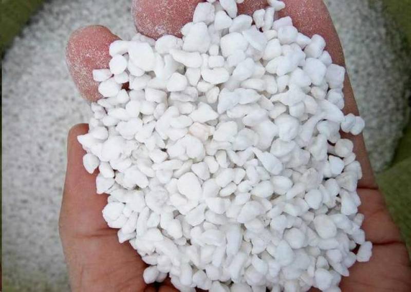 育苗用珍珠岩，透气保水保湿，质颗粒均匀质地坚硬，