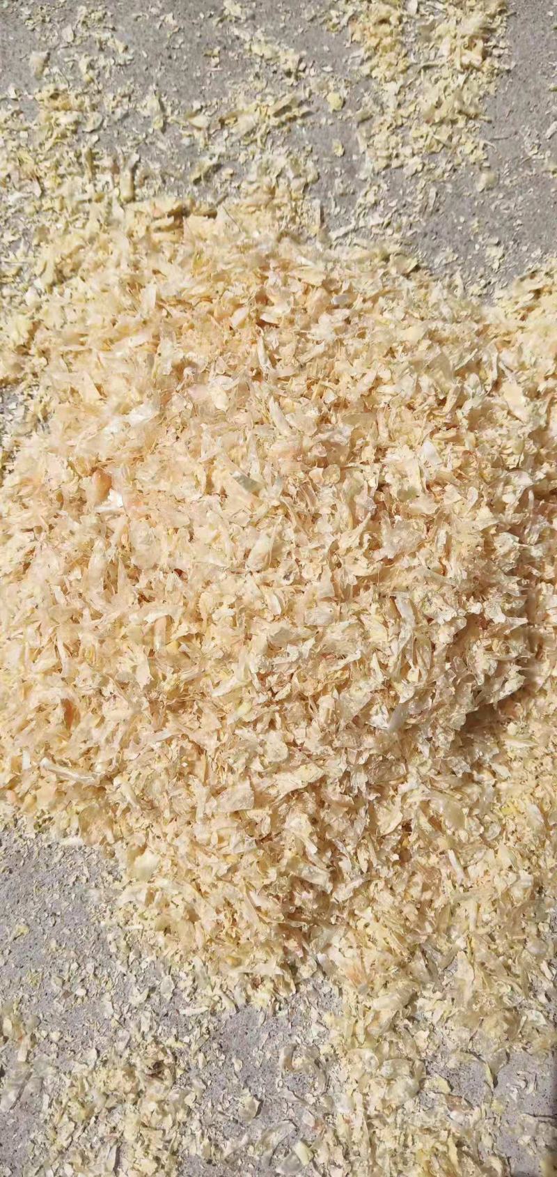大量出售玉米皮，饲料玉米皮食用菌玉米皮。
