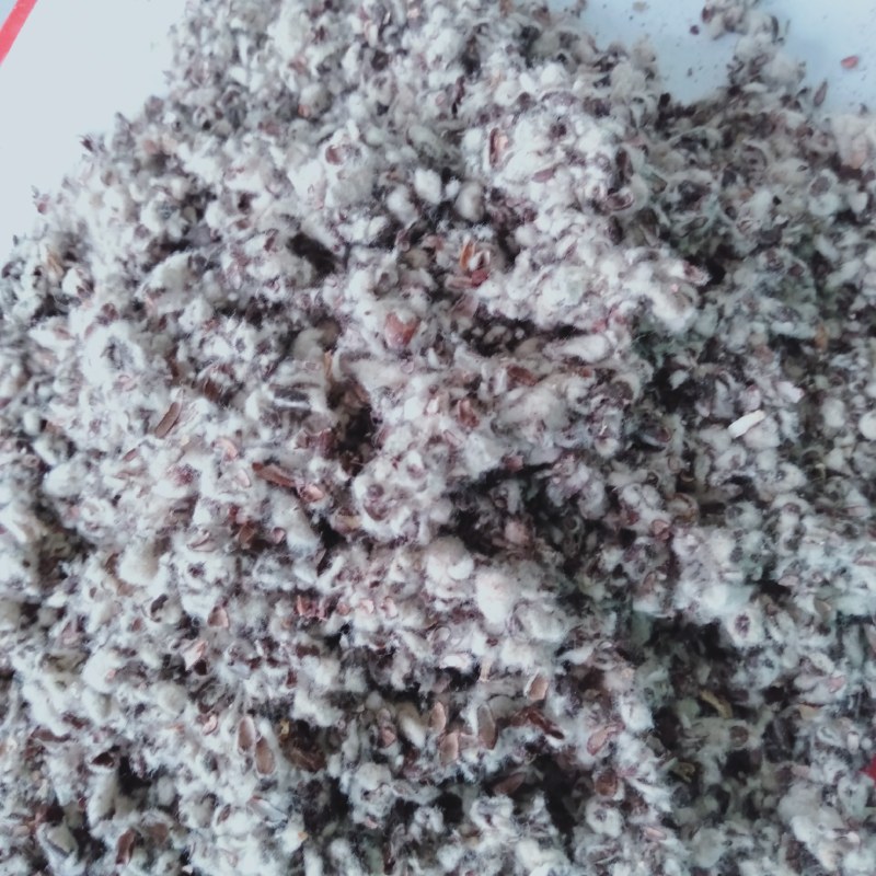 供应优质棉籽壳量大从优，中壳中绒食用菌用