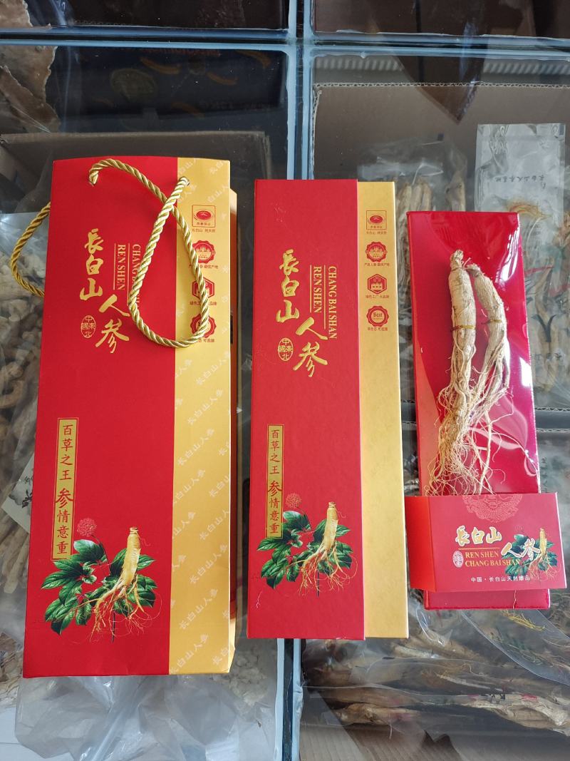 白参礼盒，精品人参，双支人参带礼盒拎兜，量大价优