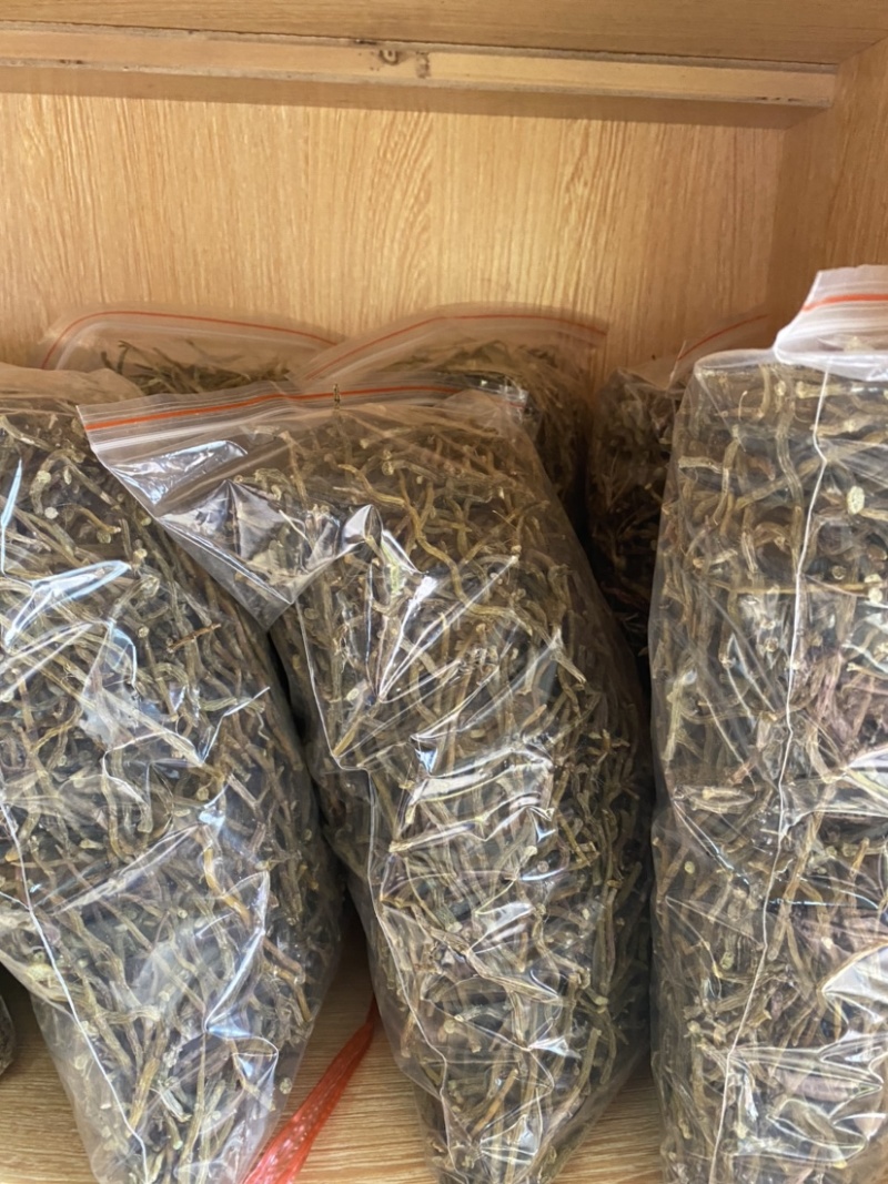 铁皮石斛干条，无硫500g装，临省可以包邮！