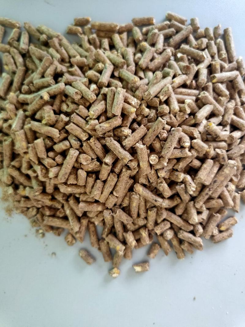 牛羊马好饲料草料颗粒，营养好，好吸收，厂家发货，量大从优