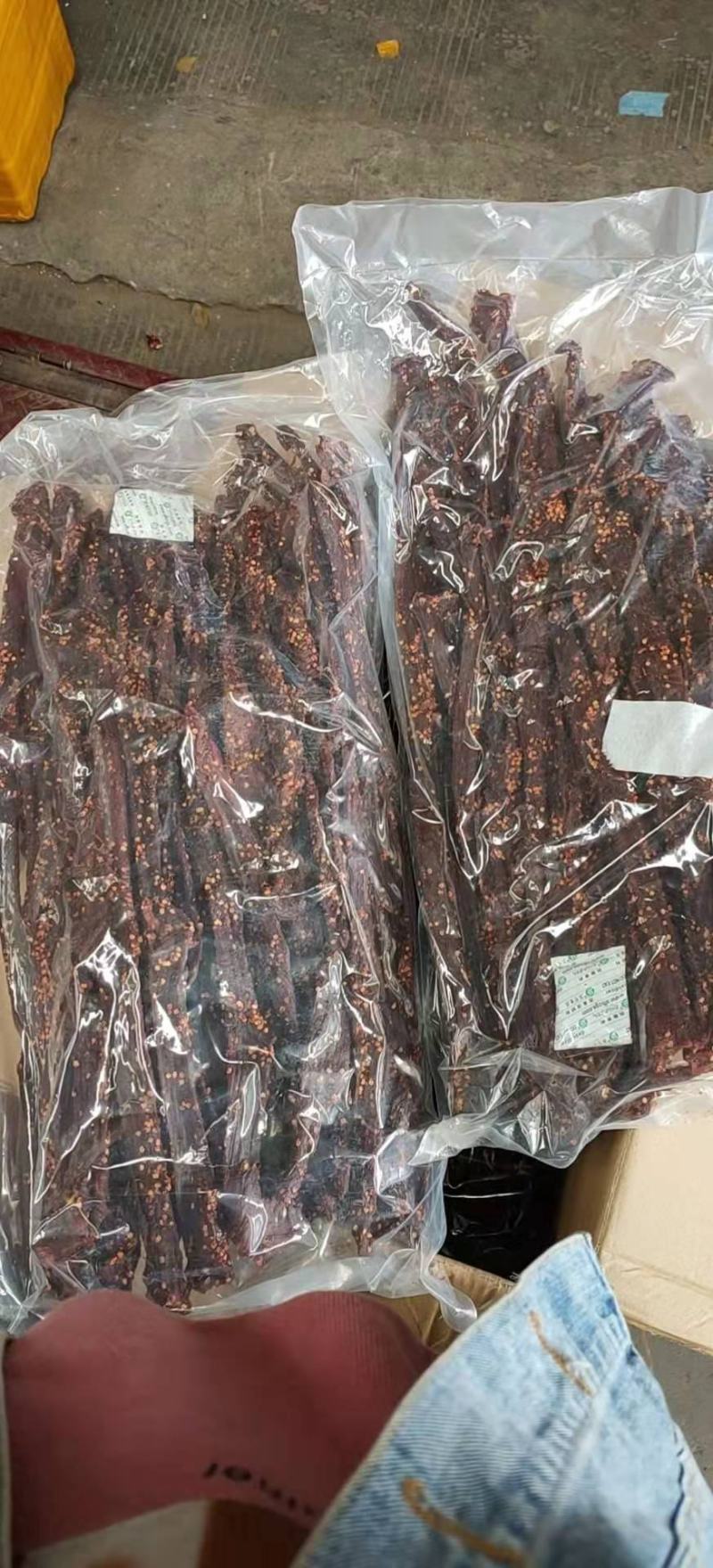 阿坝州手撕风干牦牛肉风干肉四川特产风干牛肉干休闲零食批发