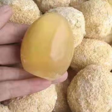 糖心松花皮蛋跑江湖地摊10元模式绿壳皮蛋散装鸡皮蛋批发