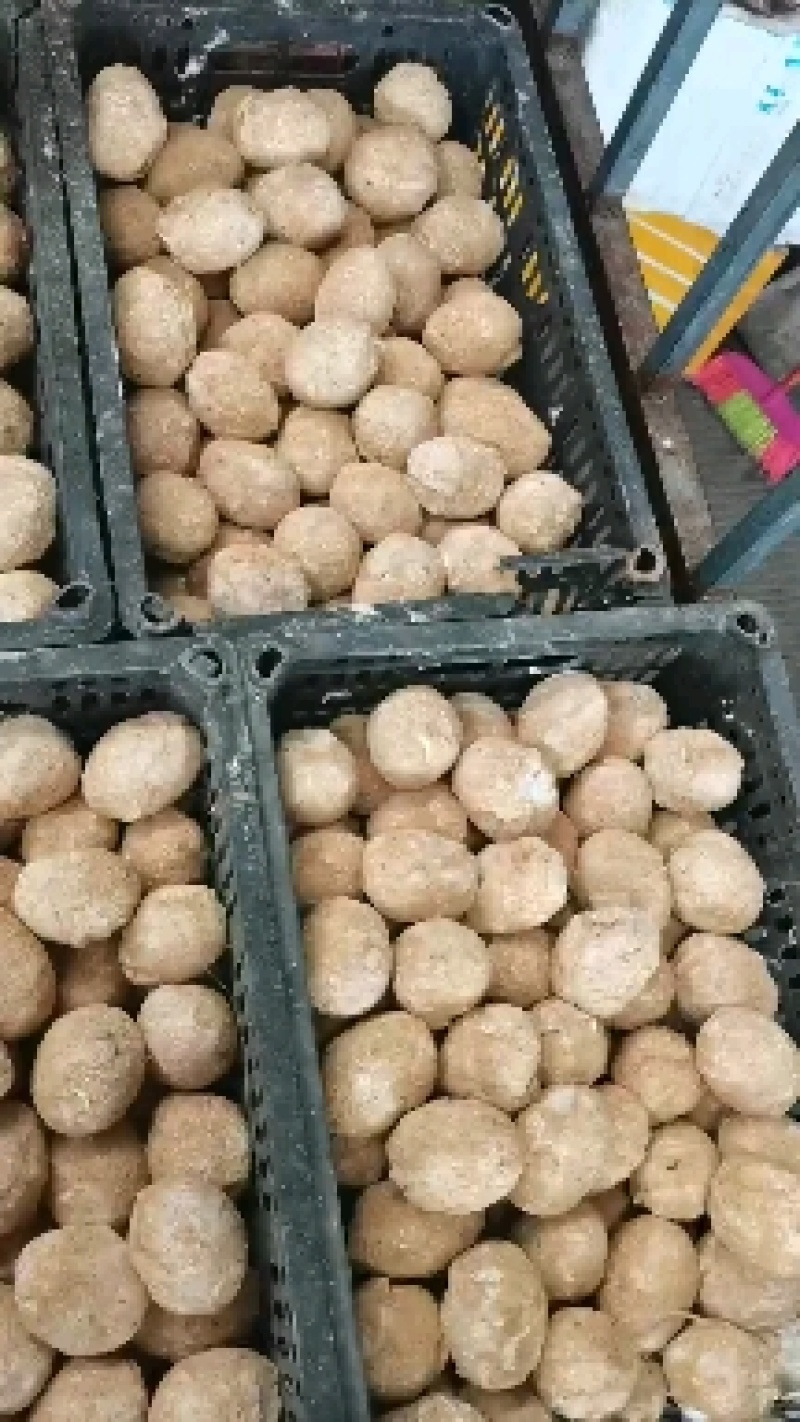 糖心松花皮蛋跑江湖地摊10元模式绿壳皮蛋散装鸡皮蛋批发