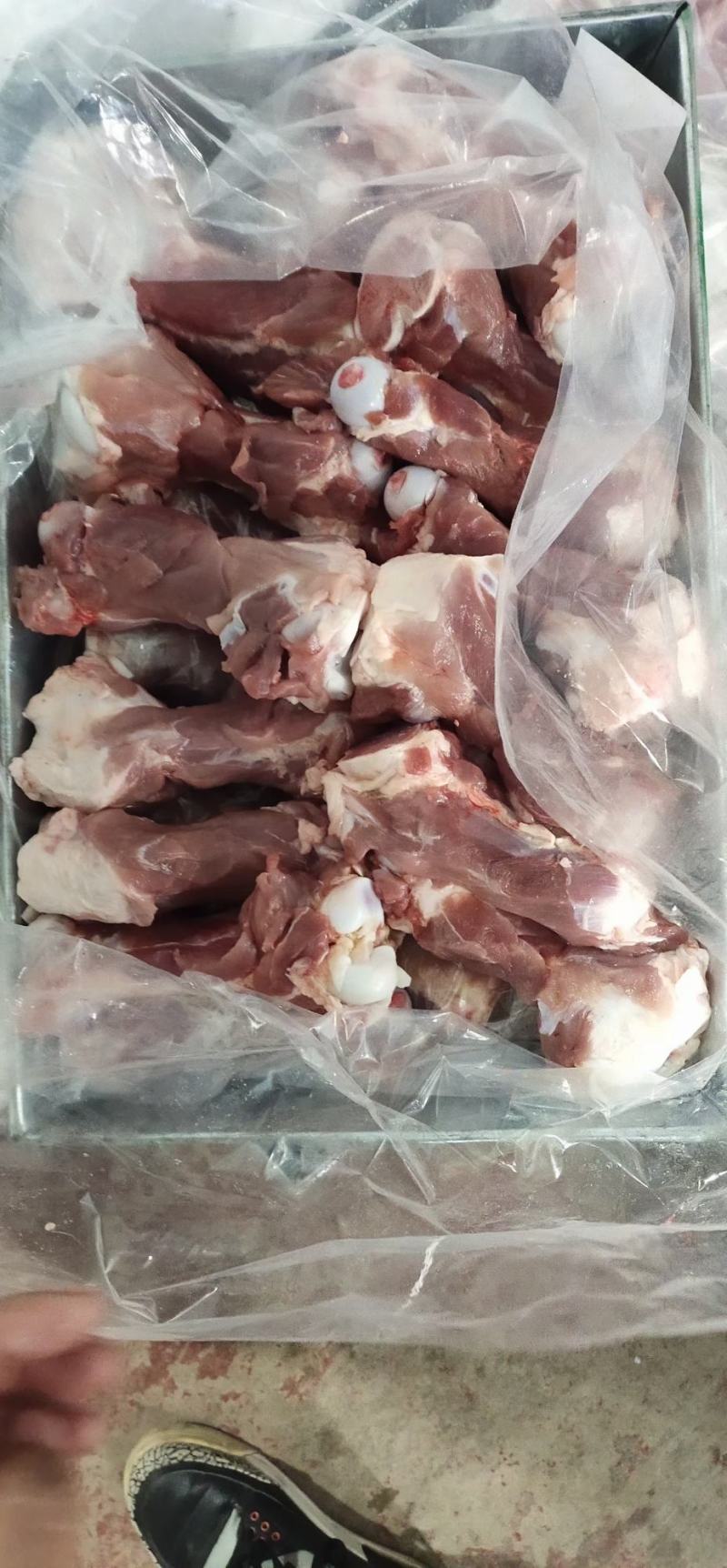 前腿骨价格不高需要的联系我