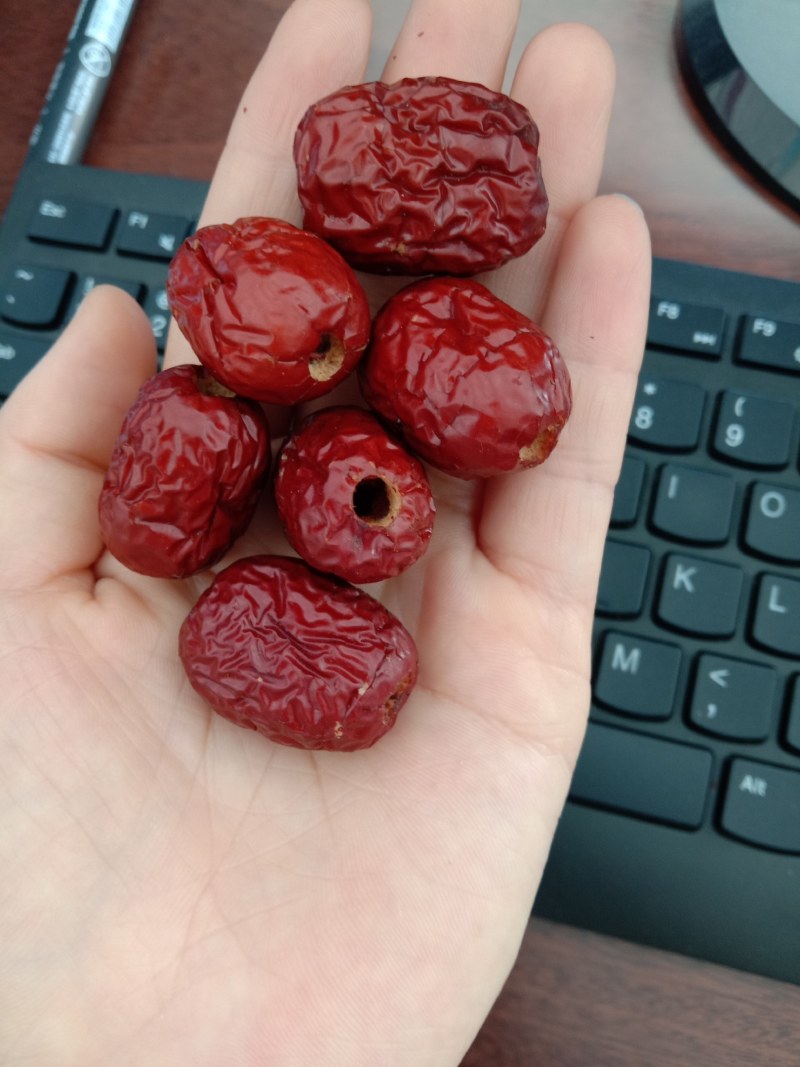 厂家批发人工去核枣，去核灰枣一手货源，