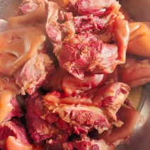 五香熟马肉，味道鲜美，颜色漂亮适用于饭店，餐厅……