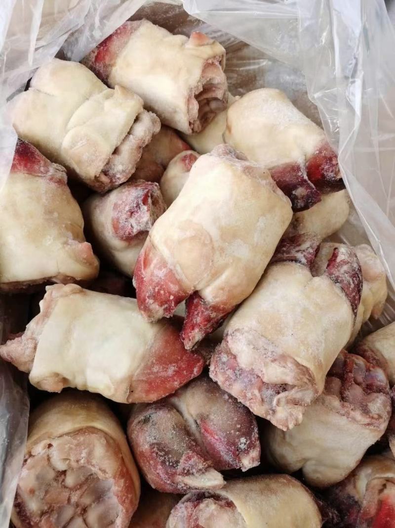 牛脚掌，火烧毛水退。