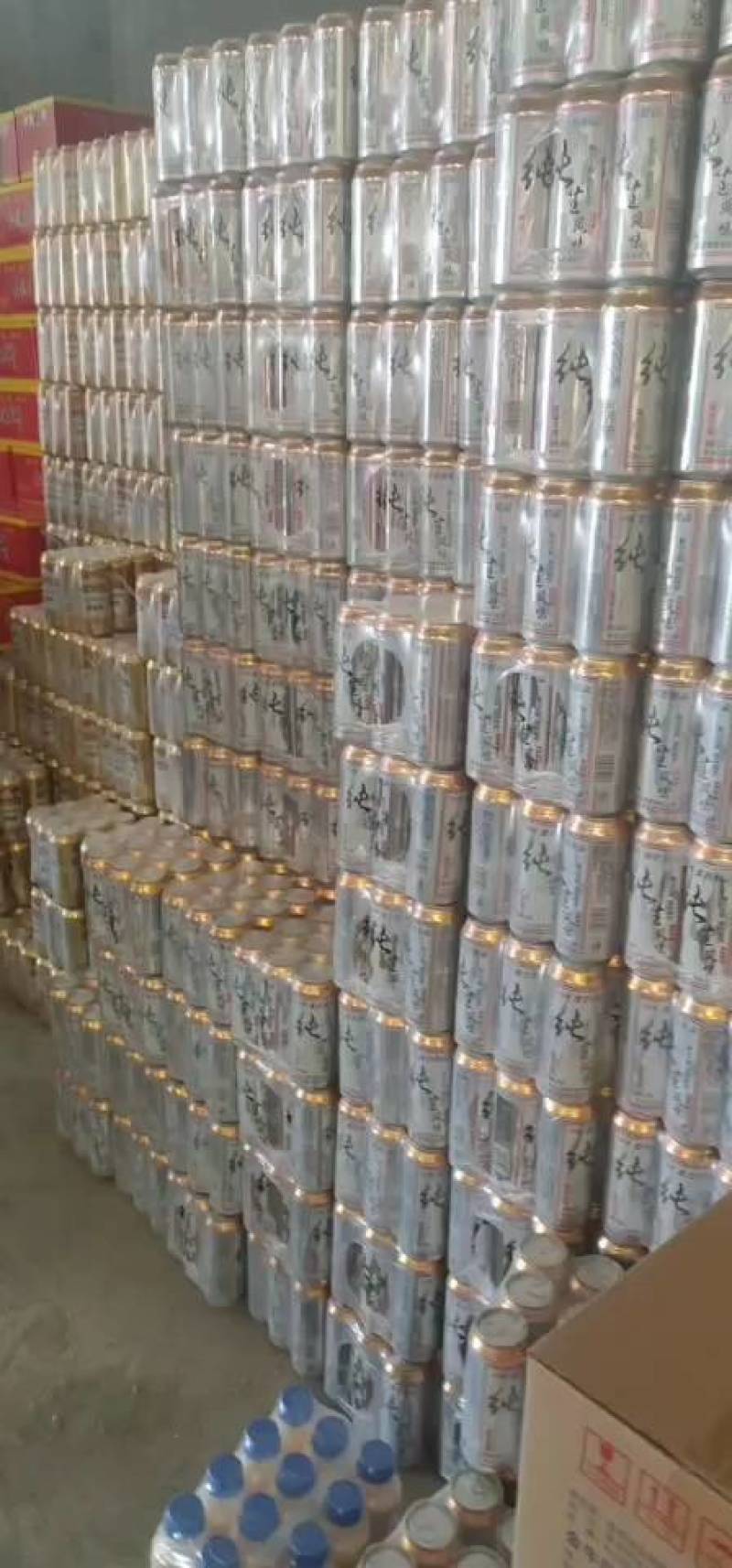 啤酒山东青岛纯生啤酒地摊早市热销产品量大从优