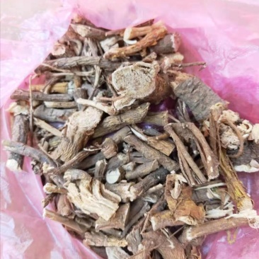 陕西合作社大货苦参节子，需要联系，产地直销