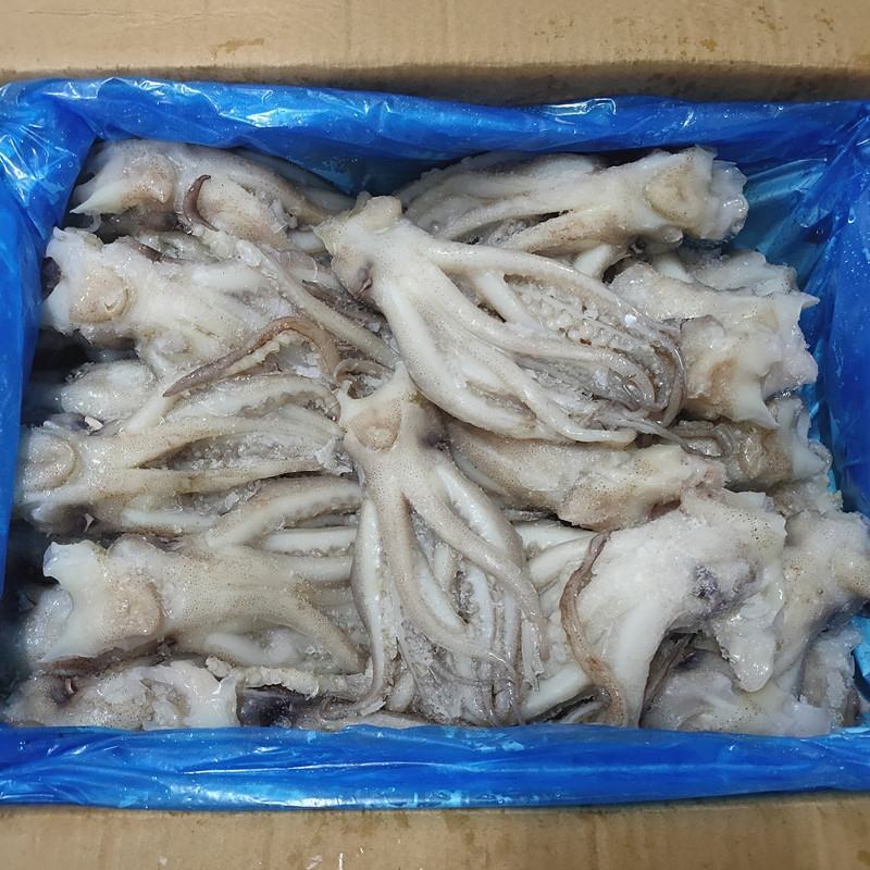 新鲜冷冻鱿鱼头阿尤头鱿鱼须海鲜串大鱿鱼足铁板烧烤食材包邮