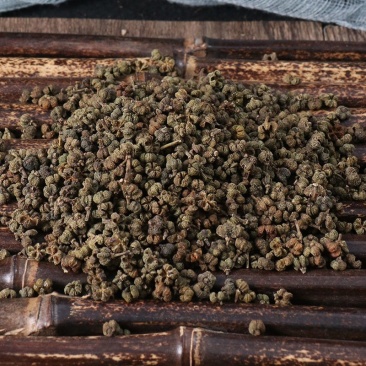 吴茱萸中药材野生江西新货茱萸粉中花绿吴萸无硫小花吴茱萸