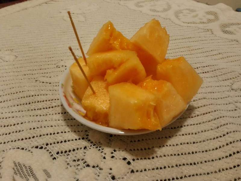 新疆沙漠西周蜜，沙漠哈密瓜，新疆沙漠甜瓜。
