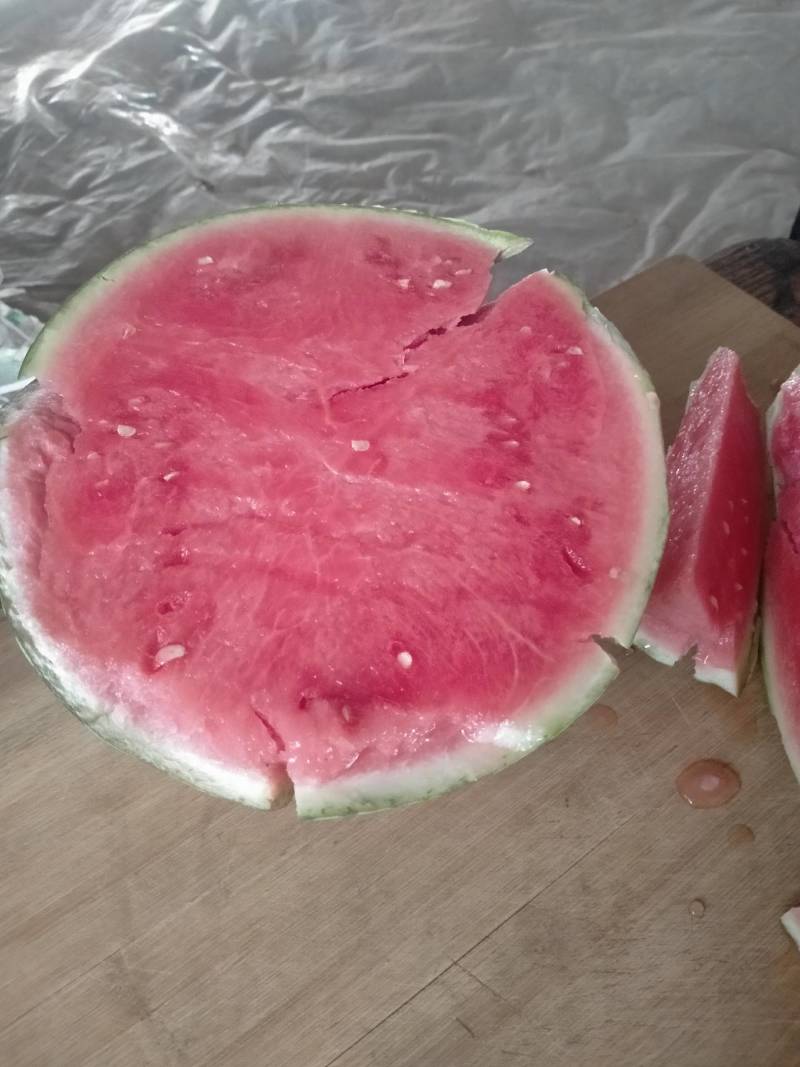 8424，夏宝，夏乐，甜蜜蜜麒麟西瓜，口感好，甜度好，