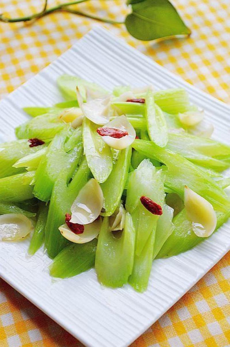 地摊热卖百合片白百合百合干药食两用量大从优
