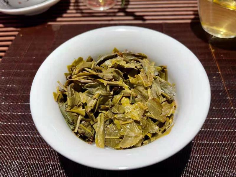 兴海茶厂易武刮风寨古树生茶357克普洱生茶