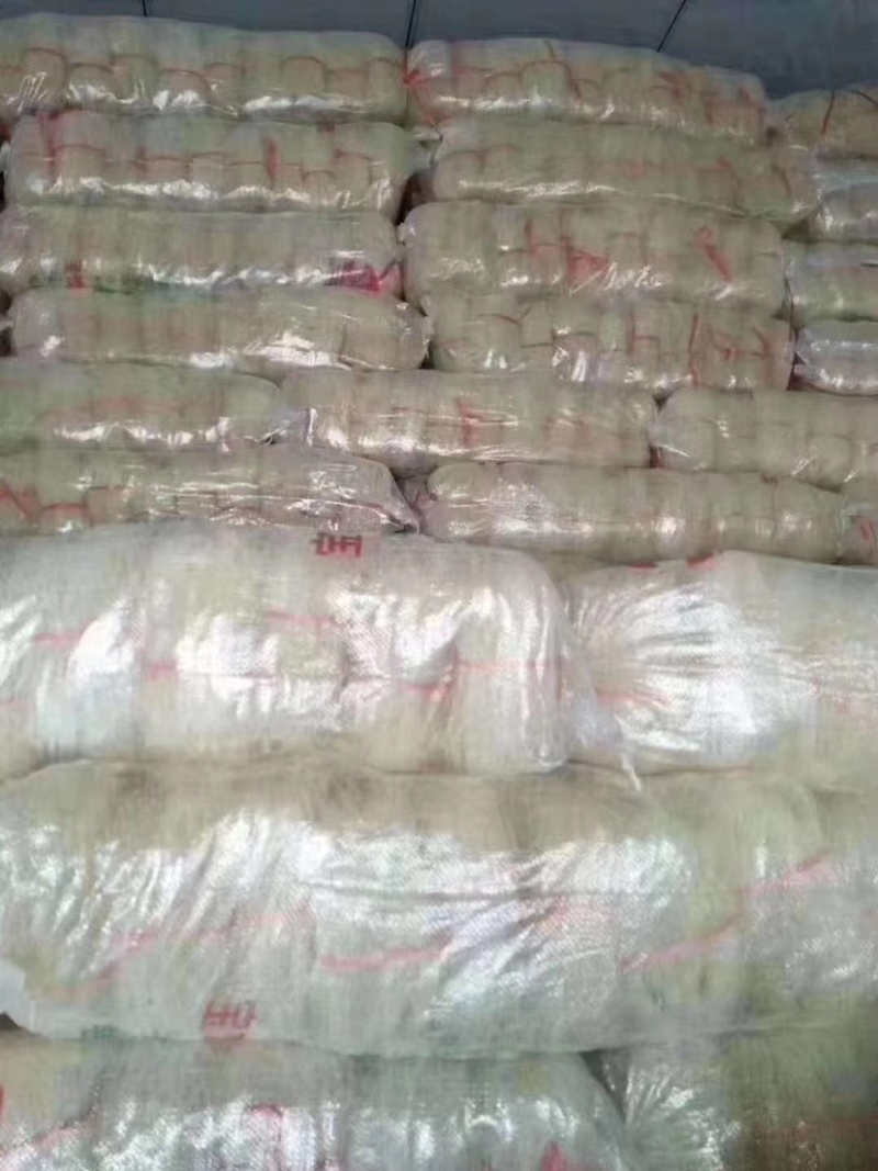 地摊热卖粉丝宝鸡豌豆粉丝凉拌三丝厂价直销
