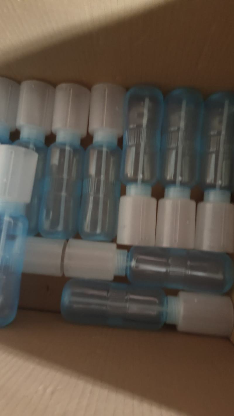 猕猴桃寝果器，硅胶制作，结实耐用，使用方法简洁。