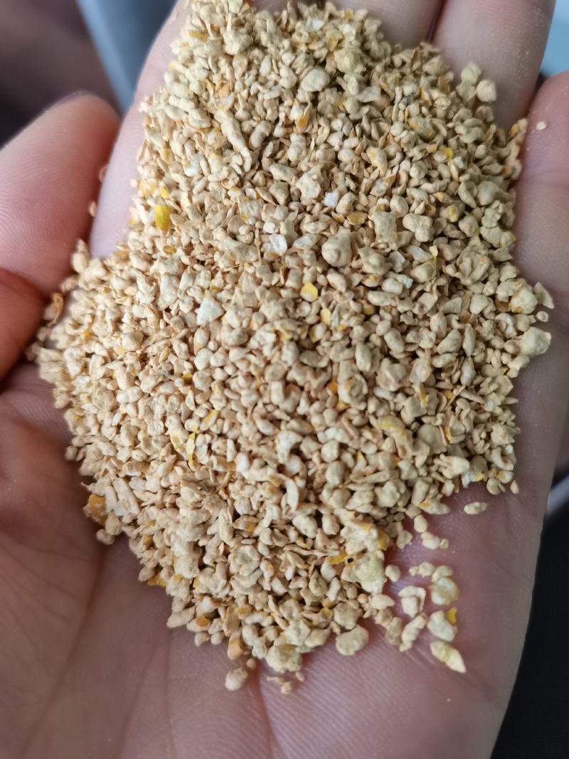 厂家直销促生长易吸收的大豆粕牛羊饲料优质豆粕小料