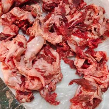 生肉筋，有筋有肉真真正正的肉筋带一点小油