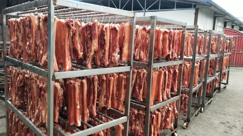 随时有货随时可聊量大从优正宗腊肉口感鲜美