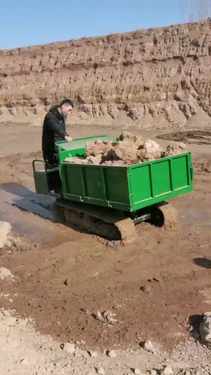 多功能履带运输车爬山机全地形运输车山区物资运输