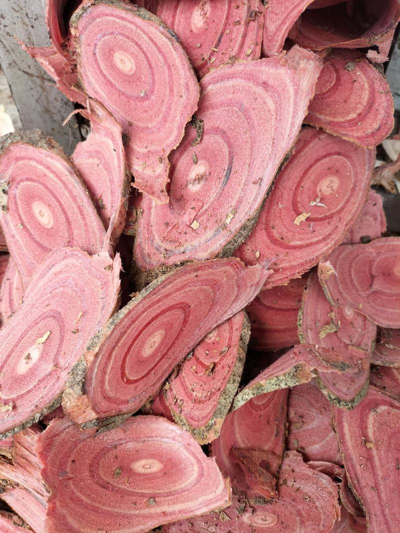 野生鸡血藤干片