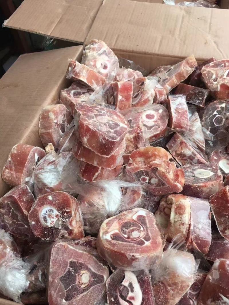 脖骨，牛脖骨牛骨乳牛脖肉骨肉多质量保证证件齐全