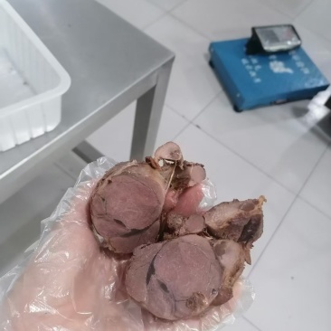酱香猪腱子，直接切片食用，酱香浓郁，酱的本色