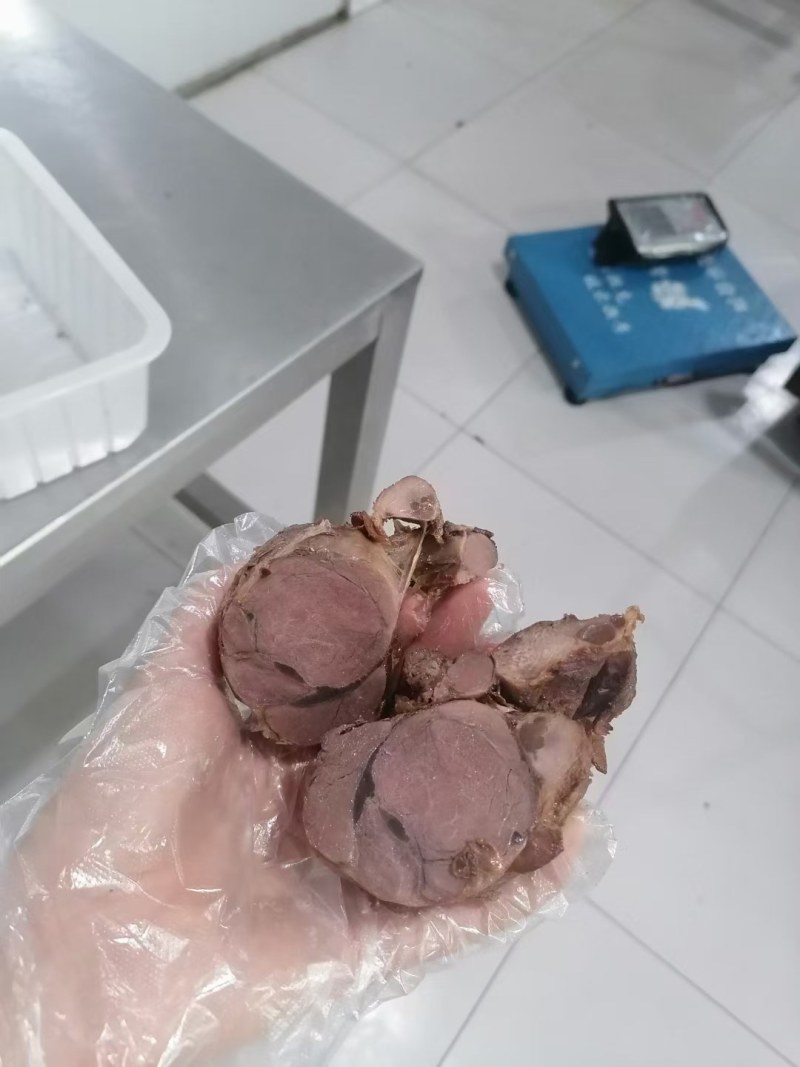 酱香猪腱子，直接切片食用，酱香浓郁，酱的本色