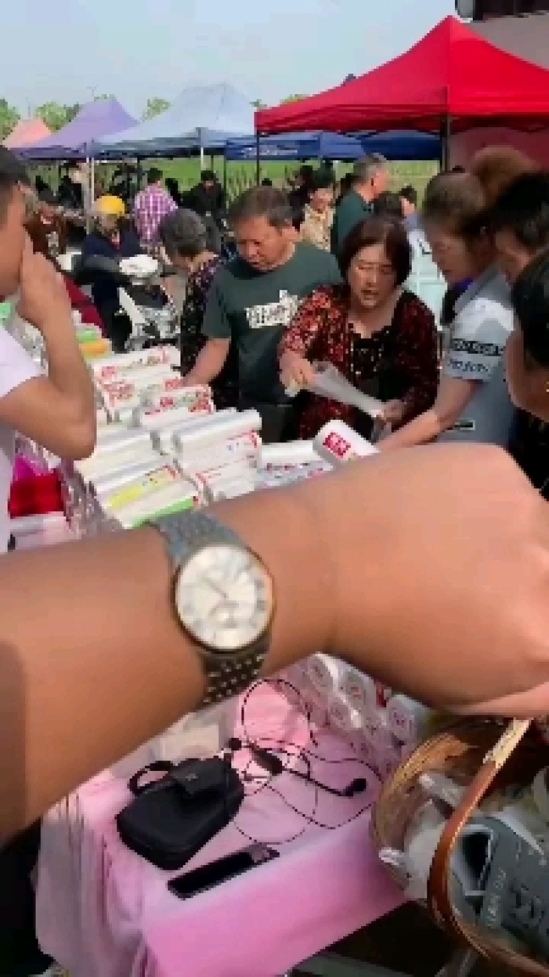 妙兴保鲜膜跑江湖地摊保鲜膜保鲜袋背心袋点断式保鲜膜