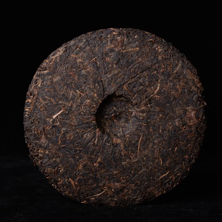 古树普洱茶批发]云南昌泰号七子饼茶642特制青饼干仓典藏06年昌泰集团