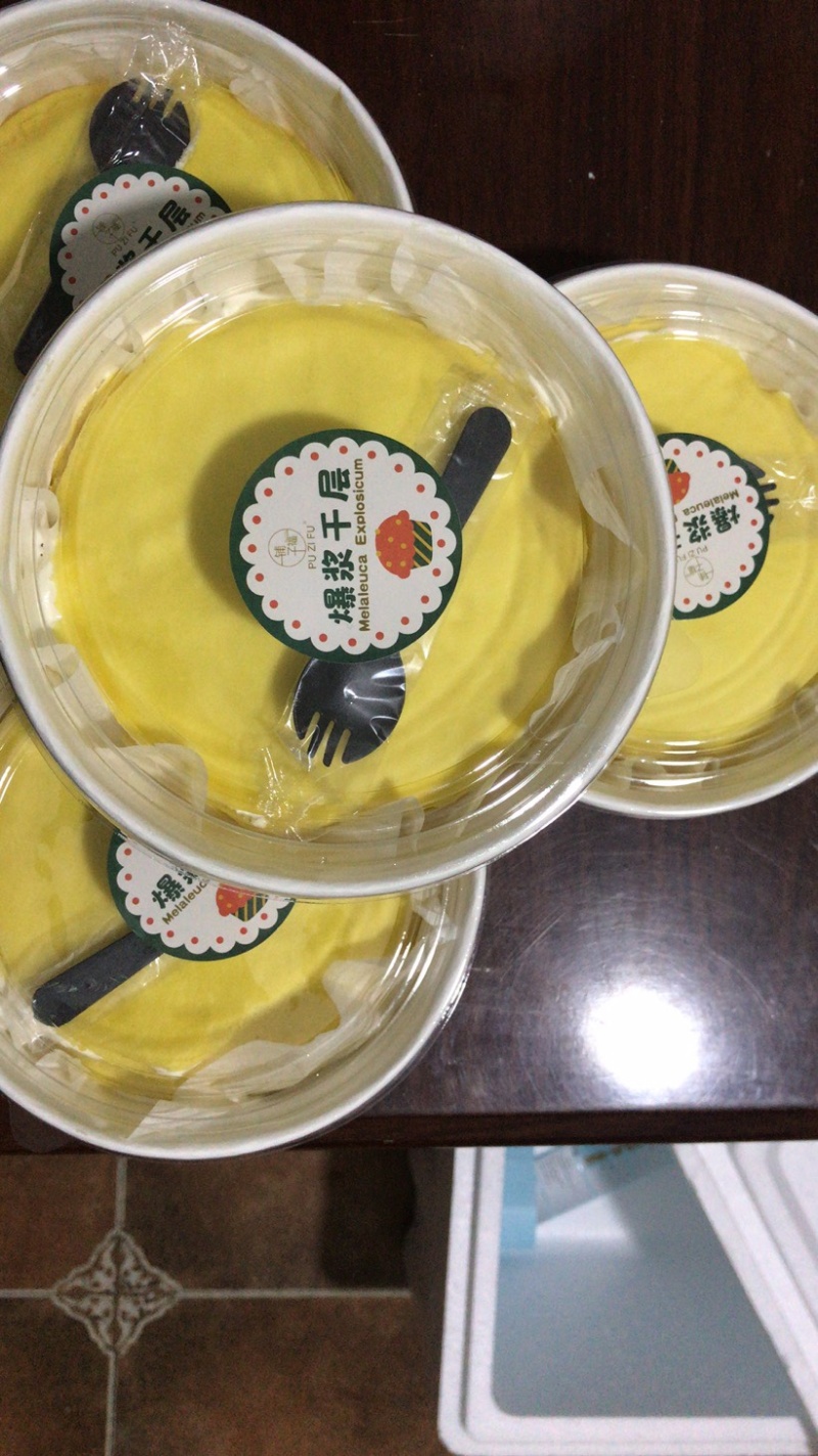 蛋糕网红榴莲千层蛋糕、各种口味、抹茶、奥利奥、厂家直销