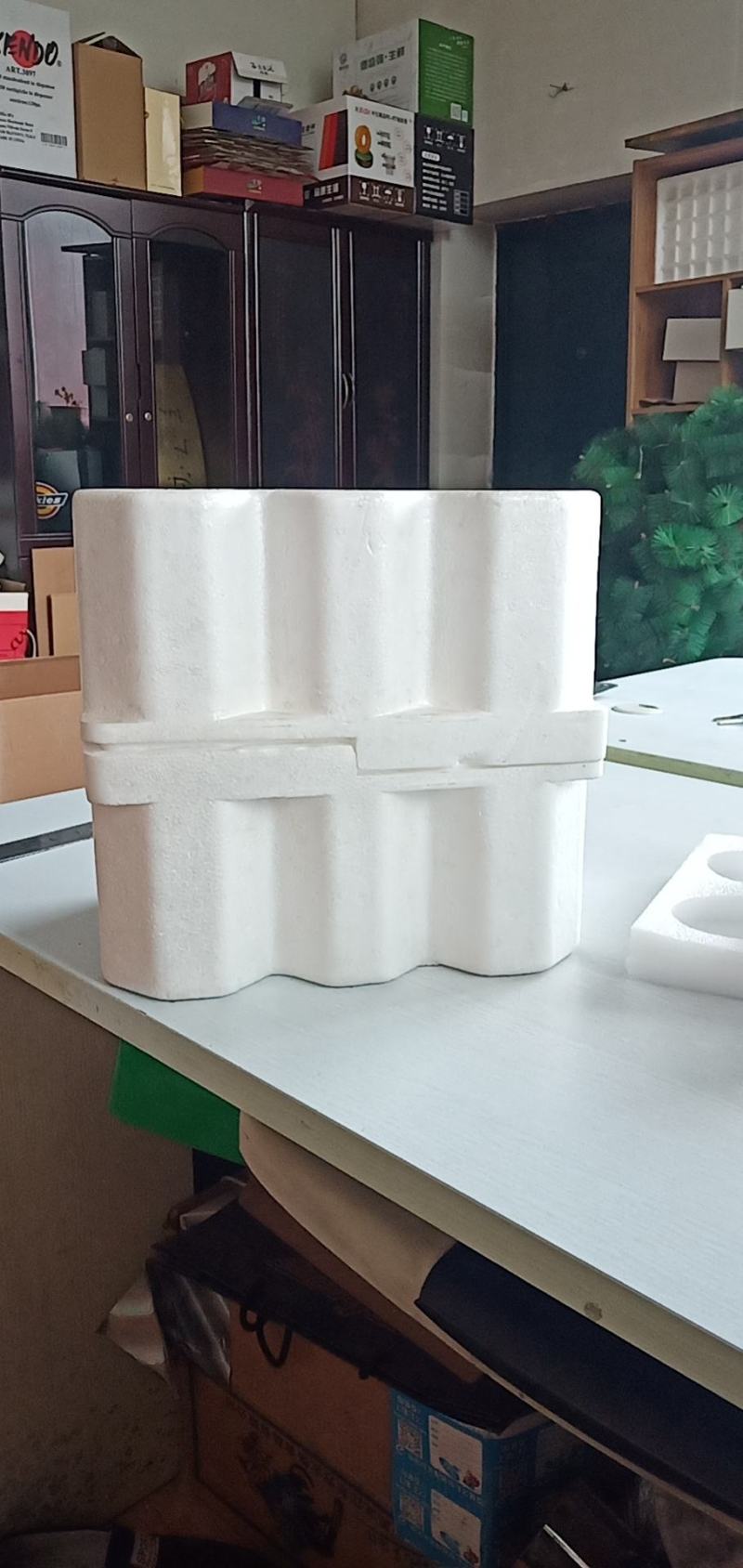 本彩印包装有限公司生产各种规格周转箱，彩箱包装，礼盒包装