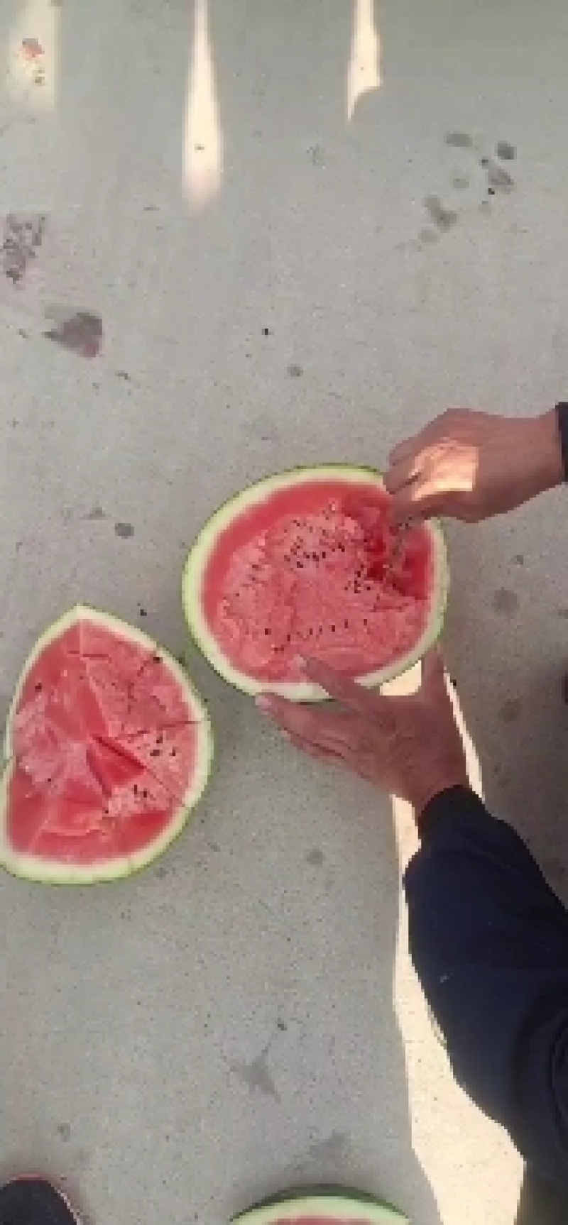 精品甜王西瓜，万亩基地直发，包熟包甜口感好，量大价优