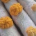 金耳含有蛋白质，脂肪，钙，磷，铁等微量元素，