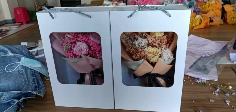 永生花勿忘我花束礼盒代加工支持来样加工定制云南昆明直发
