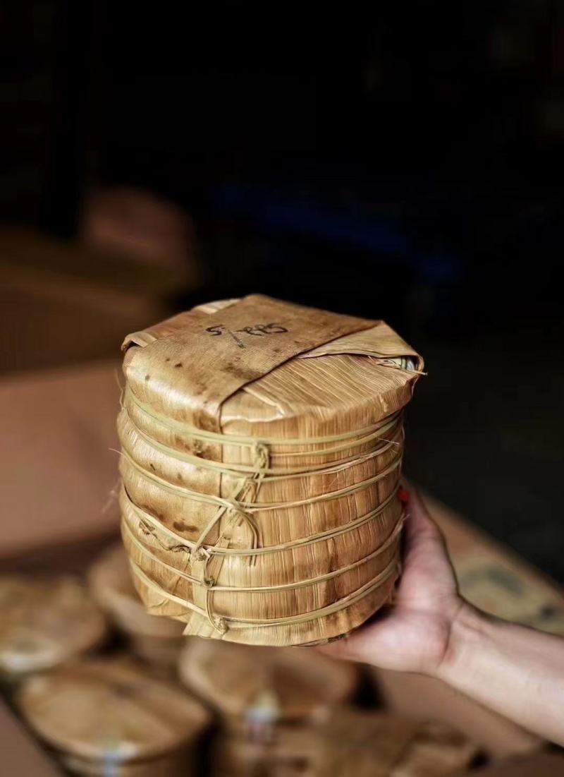 云南普洱茶勐海七子饼茶布朗生饼恒福茶厂出品