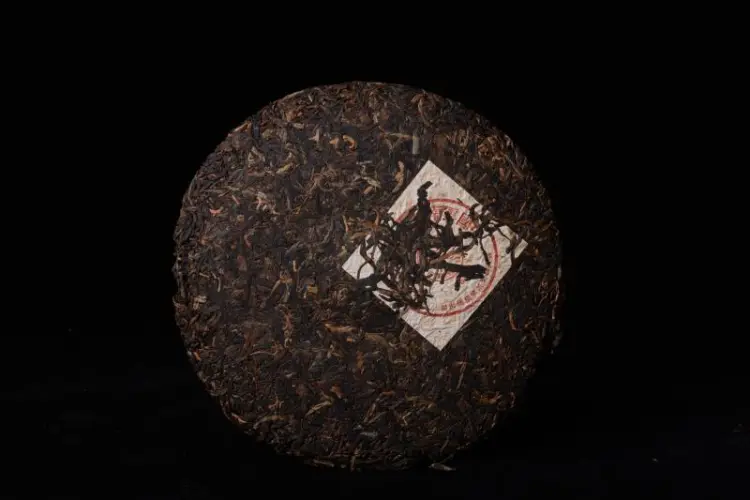 古树普洱茶批发]云南昌泰号七子饼茶642特制青饼干仓典藏06年昌泰集团