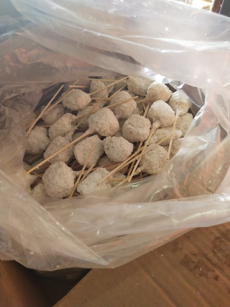 裹粉产品，货不多，三吨，便宜处理，用的老板速度克
