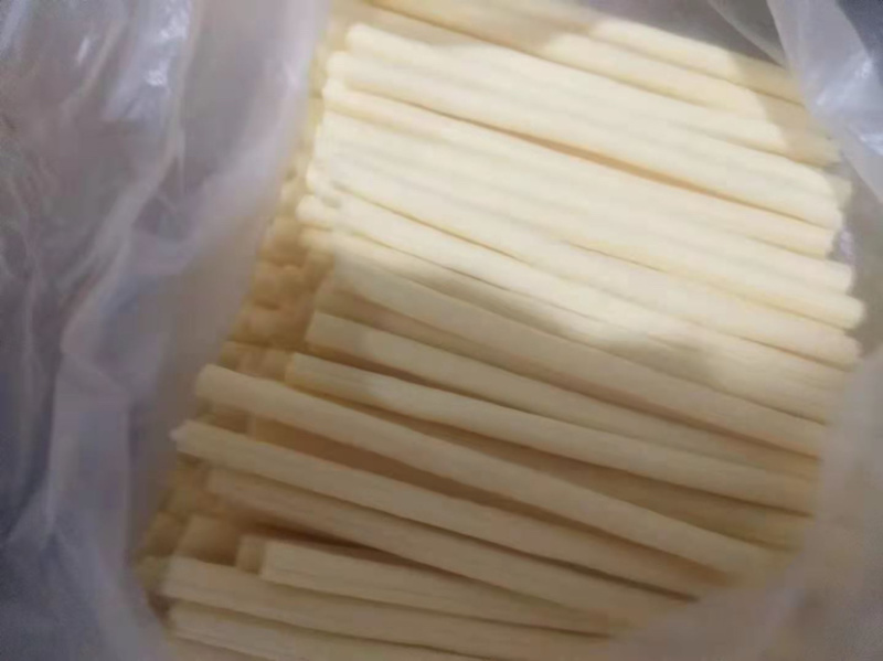 彩棒空心棒批发价格膨化食品玉米棒厂家批发摆地摊产品