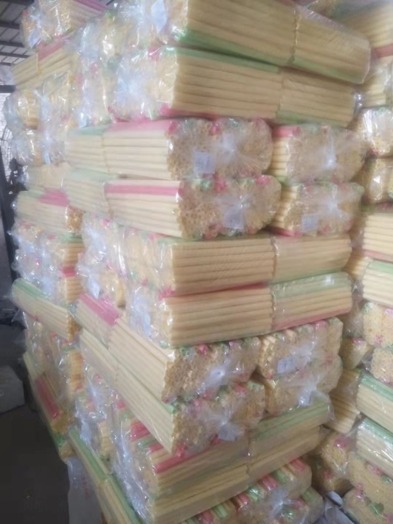 彩棒空心棒批发价格膨化食品玉米棒厂家批发摆地摊产品