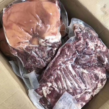 熟羊肉，带皮熟羊肉，羊腿包肉感兴趣的欢迎各位老板光临！