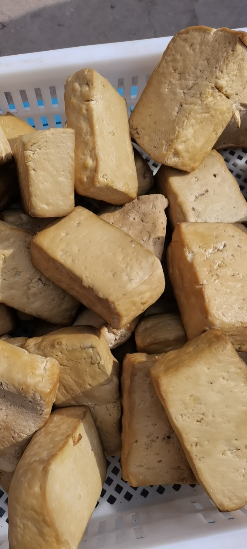 灰培豆腐干，传统手工制作，味道独特，不咸不淡，下酒好菜