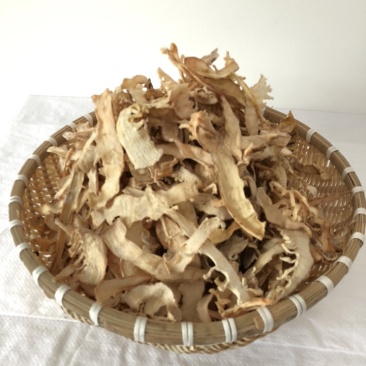 脱水笋片工厂加工货无硫脱水烘干而成通货30斤一包