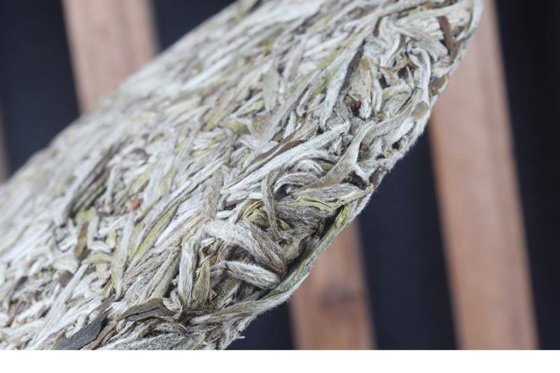 福鼎白茶2021年新茶白毫银针饼茶300克