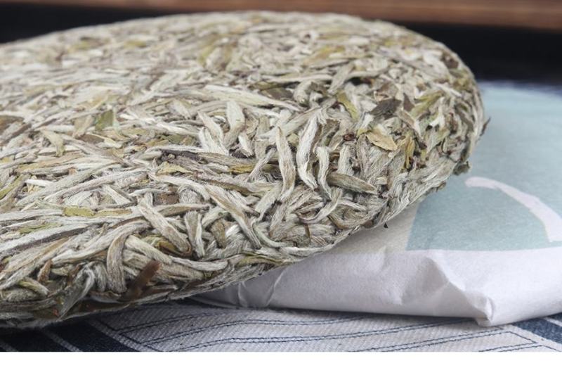 福鼎白茶2021年新茶白毫银针饼茶300克