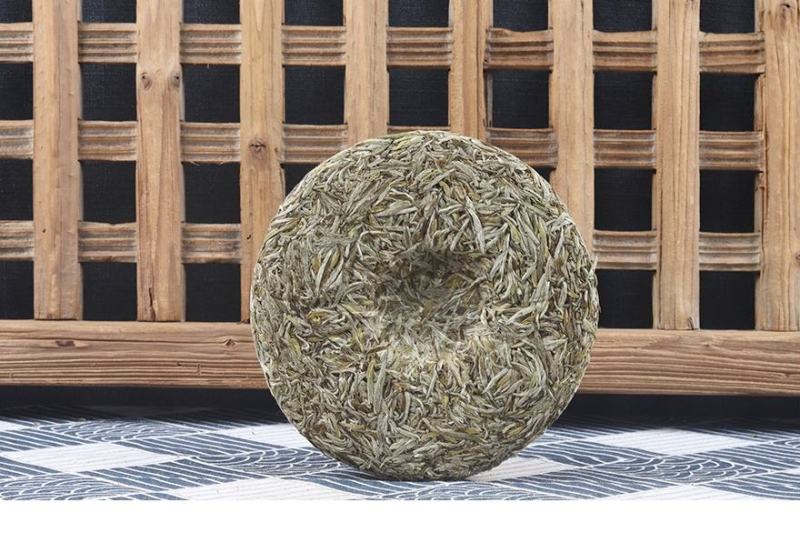 福鼎白茶2021年新茶白毫银针饼茶300克