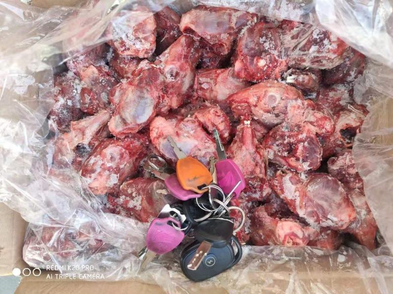 兔头，兔肉，兔腿，一手货源充足。。。。。